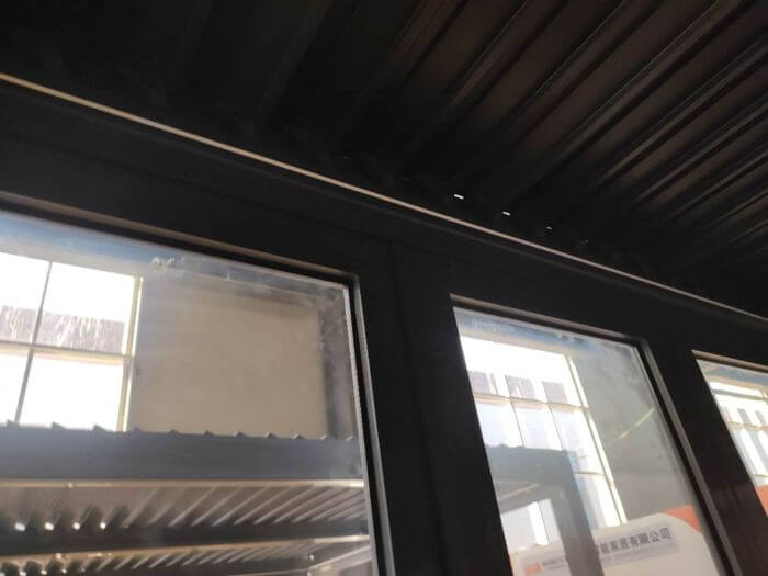 Building materials inspection in China: glazed door frame operation check