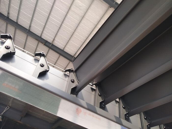 Building materials inspection in China: steel roof panel installation check