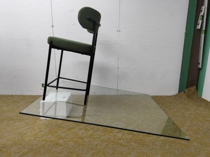 Furniture inspection in China: chair tilt test