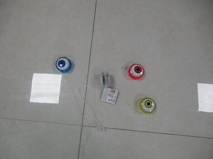 Toy inspection in China: toy condition assessed after drop testing