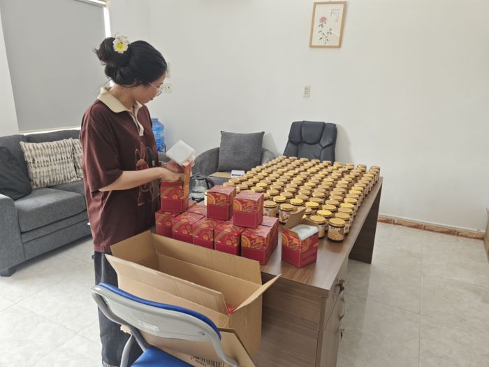 Full inspection service in China: unpacking and checking each unit against specification